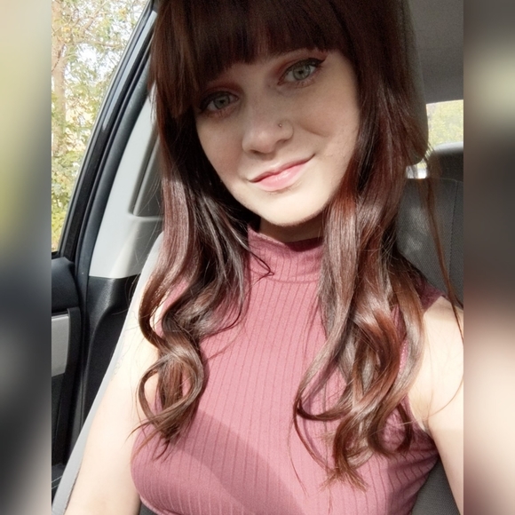 Meet Your Posher, Bri - Picture 1 of 1